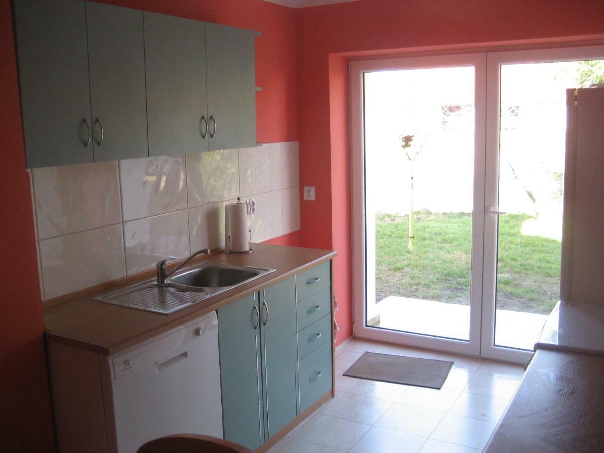 Pokoje Przy Kominie Piecki  Exterior foto